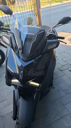 YAMAHA XMAX 250 CONNECTED ABS YAMAHA XMAX 250 CONNECTED ABS
